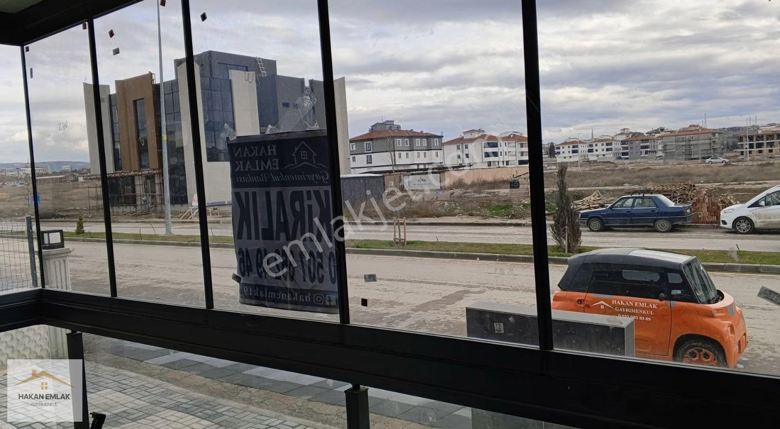 Hakan Emlaktan Kentpark Yanında 2+0 Kiralık Lüxx Daireler - Görsel 6