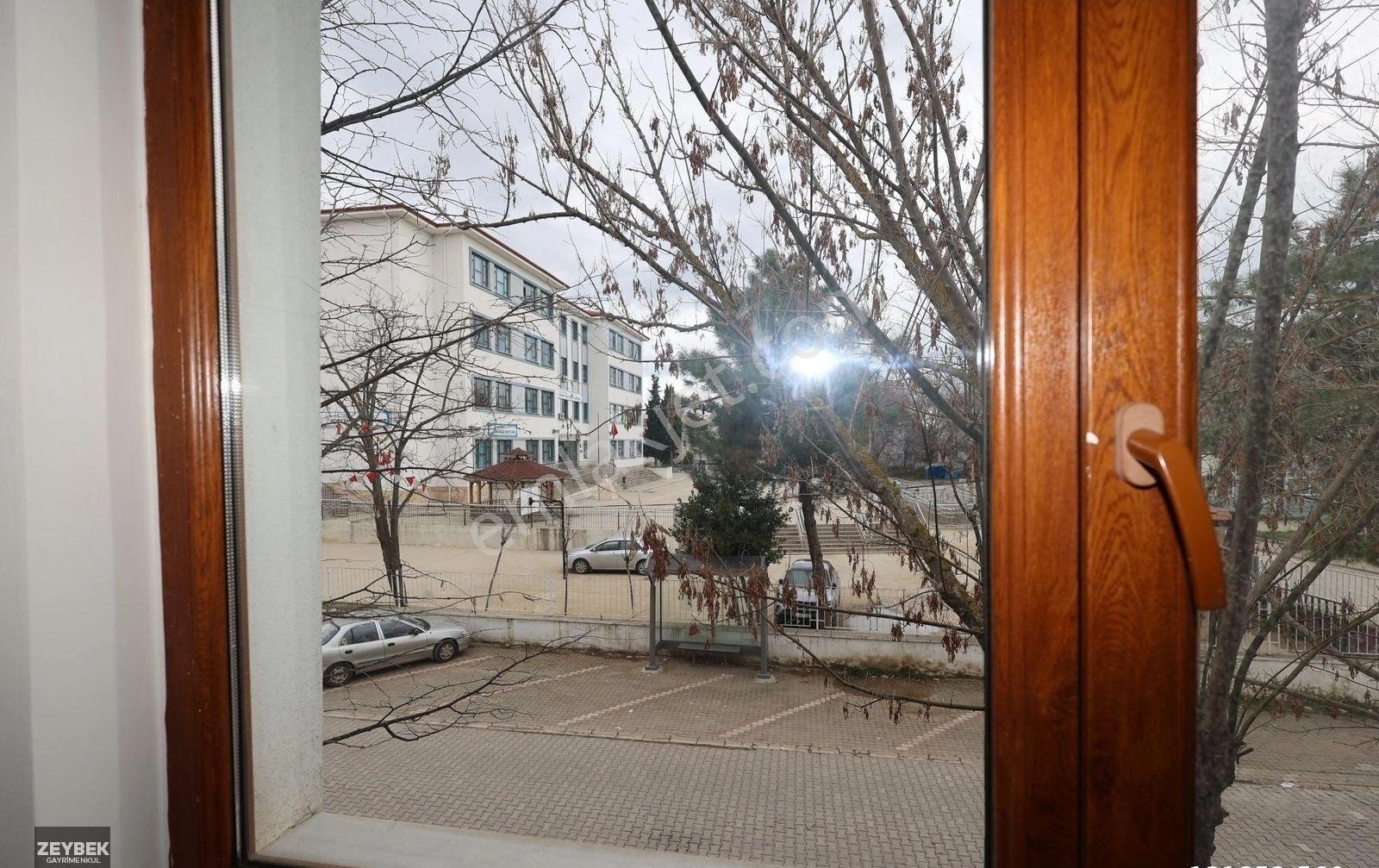 Zeybek Emlaktan Kurtuluşta 4+1 Bahçeli Dairemiz Satılıktır - Görsel 15
