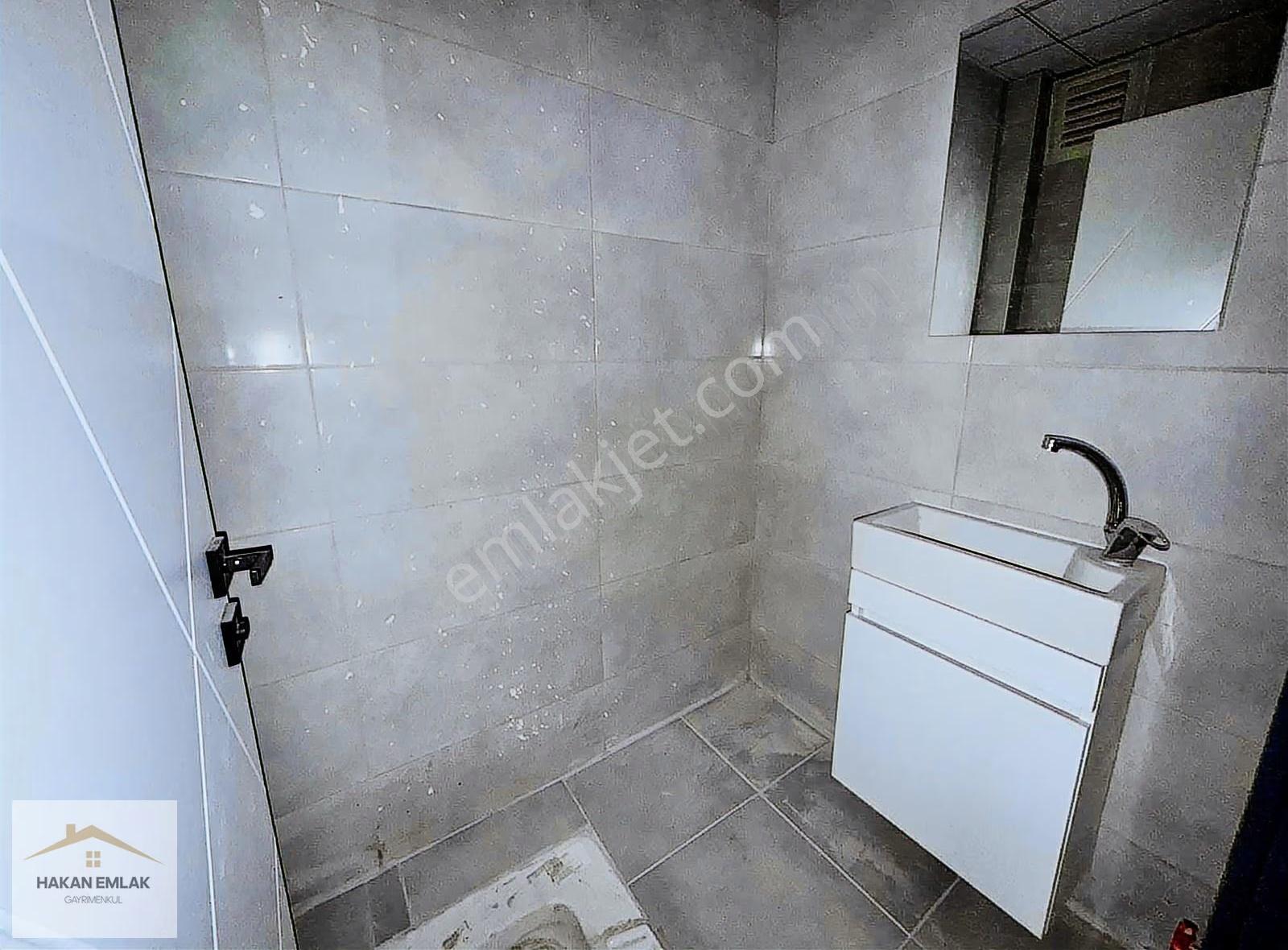 Hakan Emlaktan Kent Parkta Kiralık Sıfır Eşyalı 2+0 Daire - Görsel 16