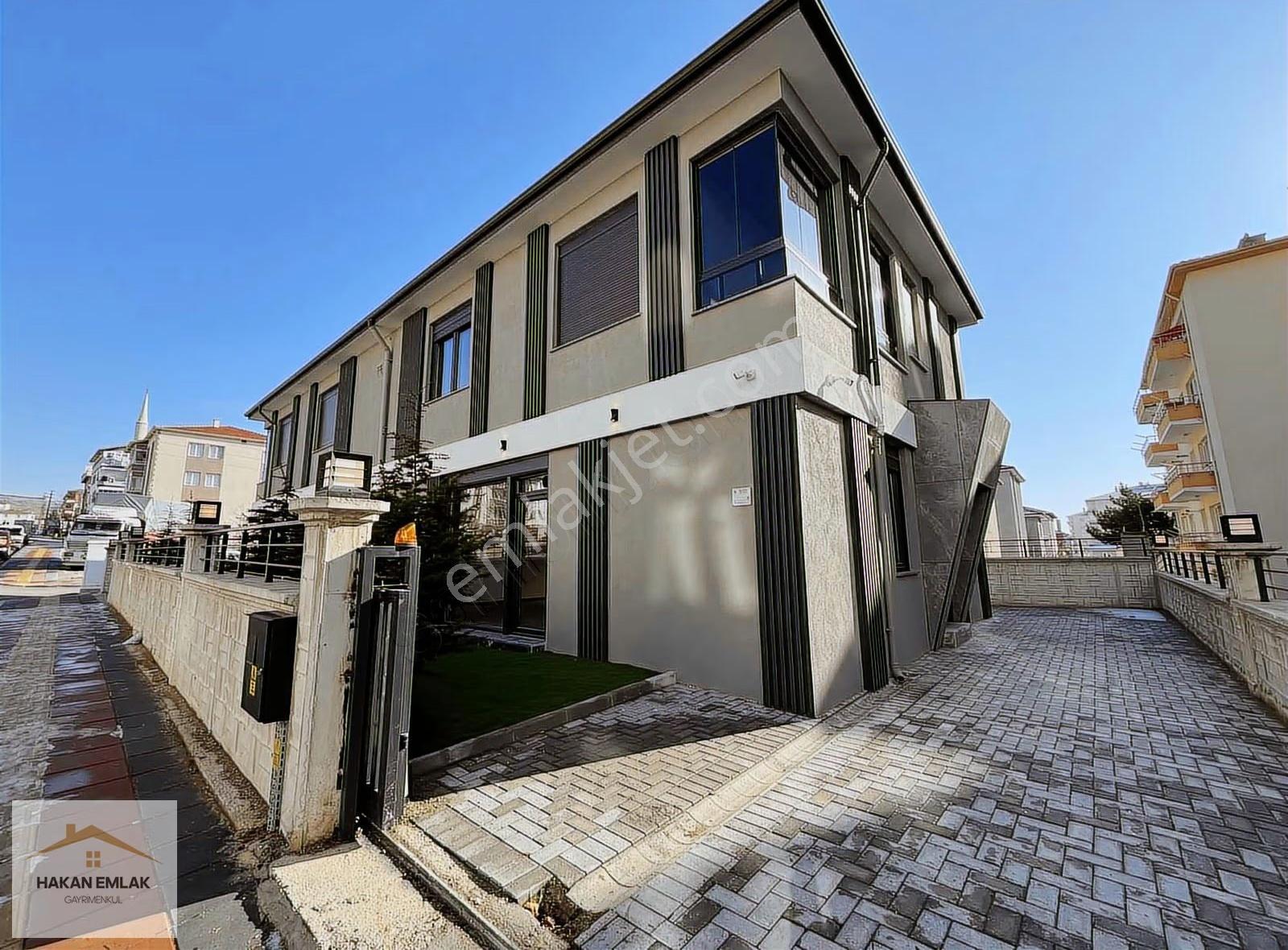 Hakan Emlaktan Bahçelievlerde Satılık Dublex Lüx Villa - Görsel 21