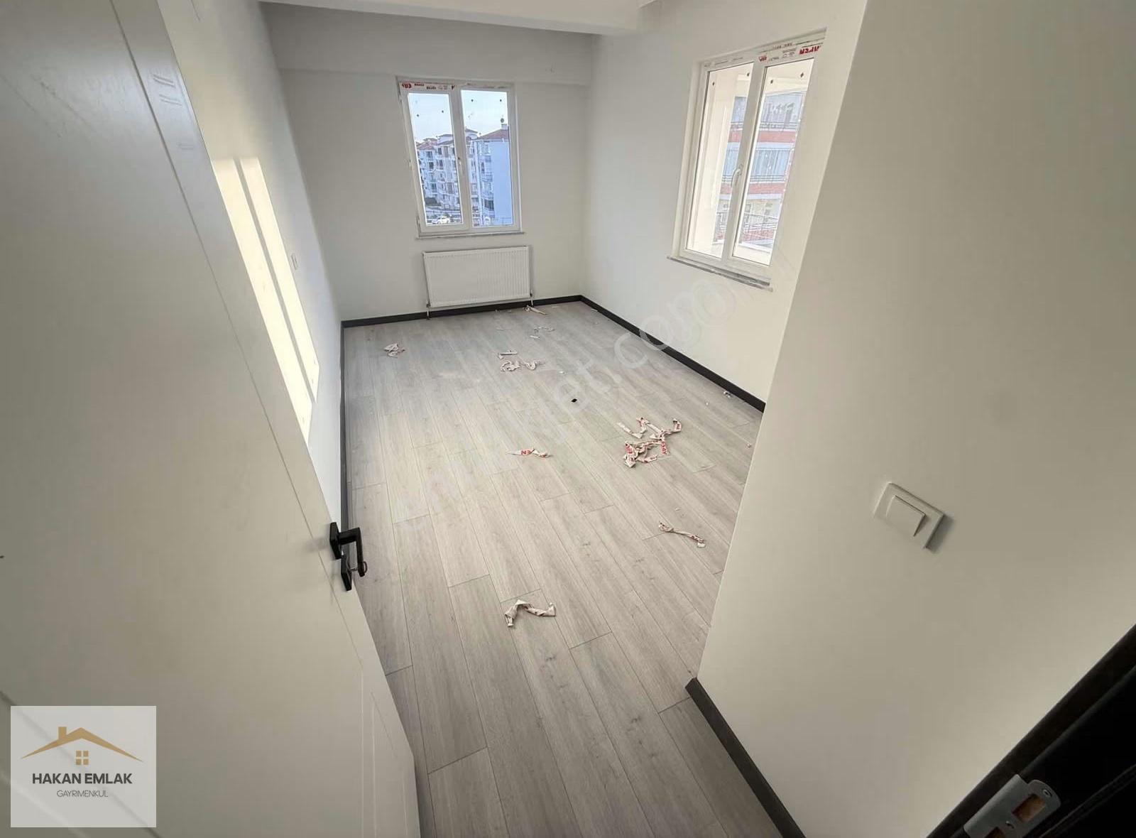 Hakan Emlaktan Kevser Cami Civarı Kiralık Daire - Görsel 15