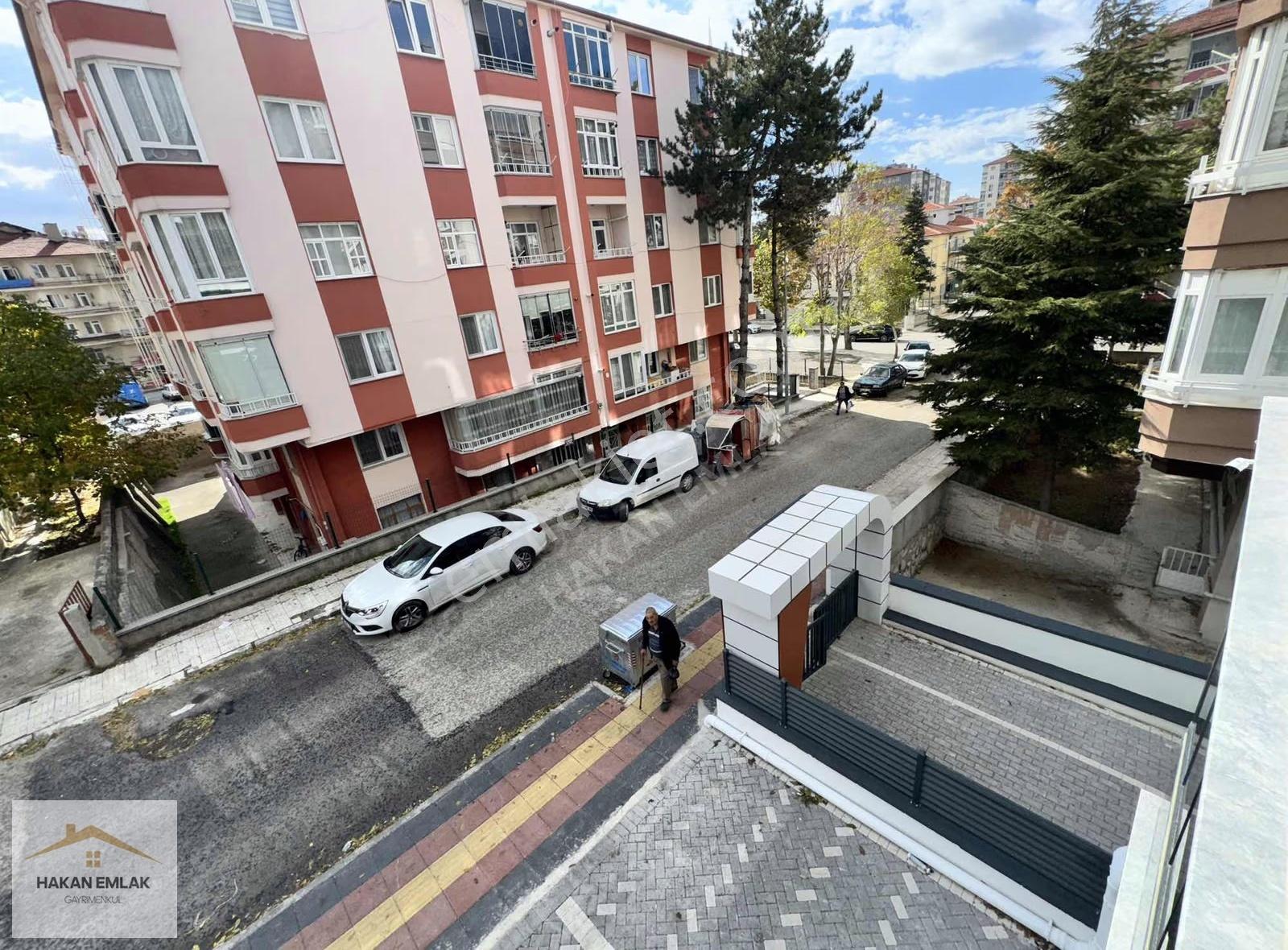 Hakan Emlaktan Satlık Bahçelievler Cumartesi Pazarı Yanı 0 Daire - Görsel 12