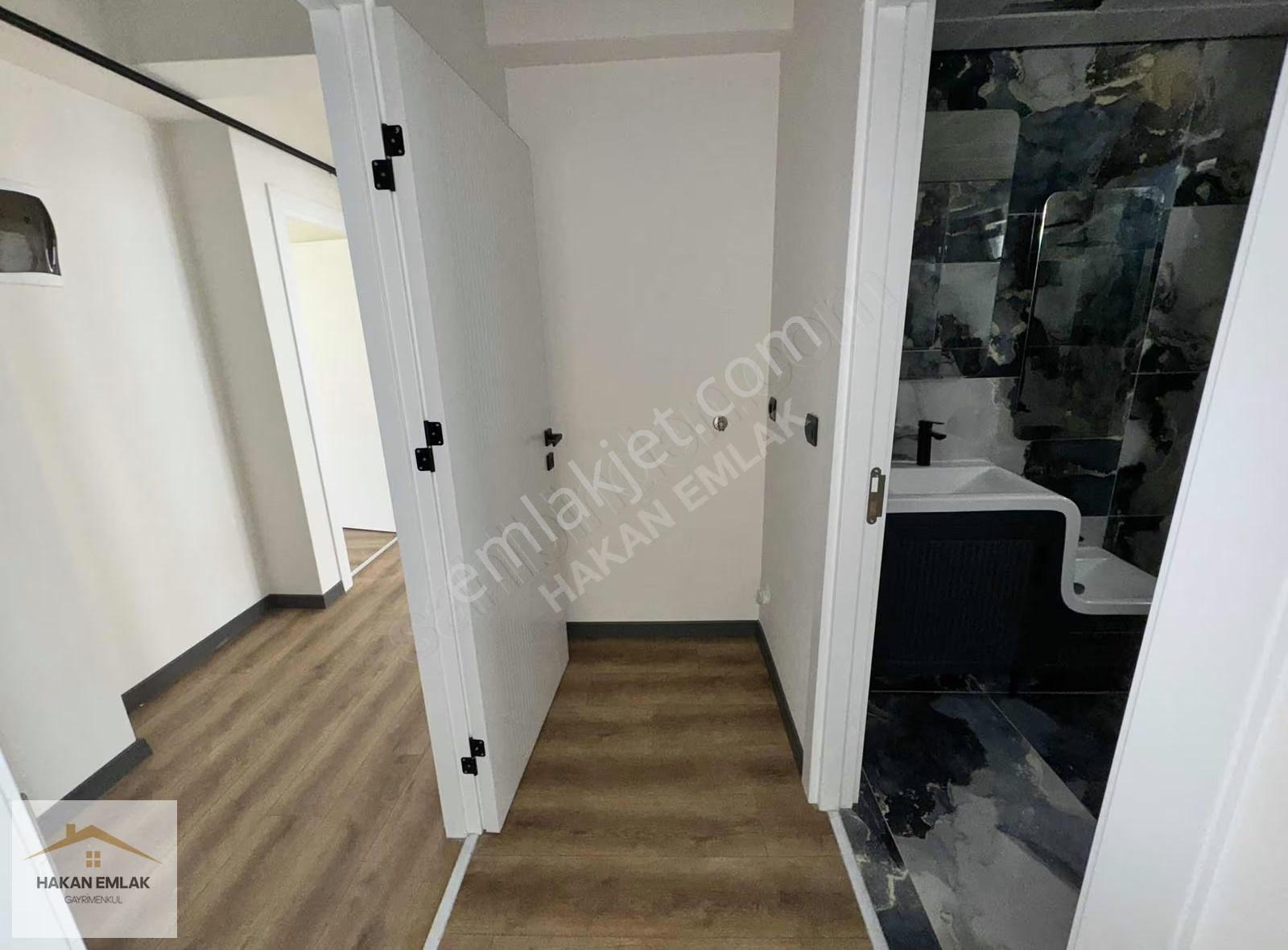 Hakan Emlaktan Satlık Bahçelievler Cumartesi Pazarı Yanı 0 Daire - Görsel 6