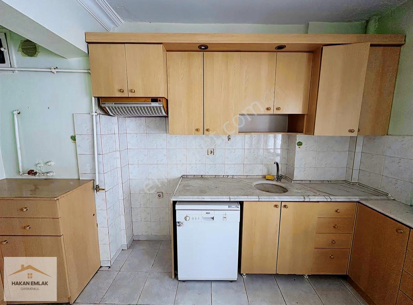 Hakan Emlaktan Satlık 3+1 Bahçelievler Öğretmen Evi Arkası - Görsel 10