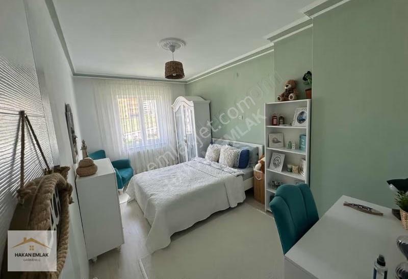 Hakan Emlaktan Satılık Bahçelievler Bahar Cad 4+1 Daire - Görsel 12