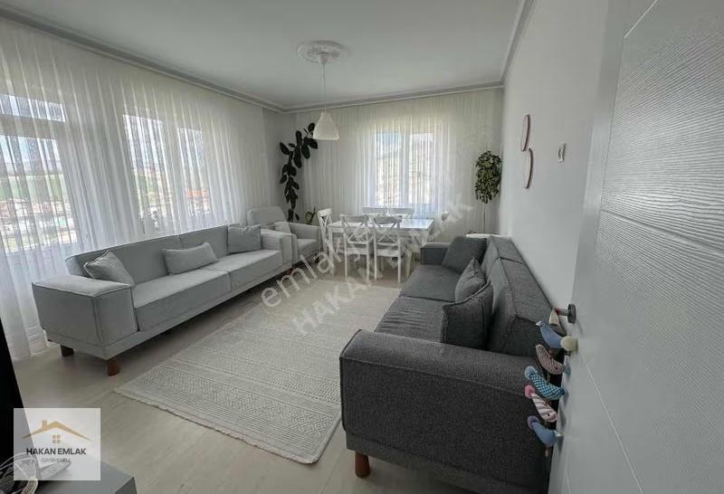 Hakan Emlaktan Satılık Bahçelievler Bahar Cad 4+1 Daire - Görsel 14