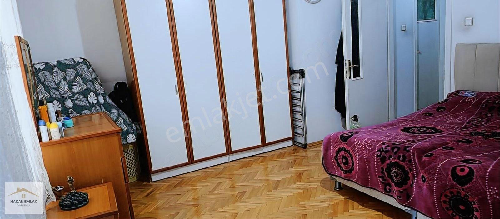 Varinli Caddesi'nde 2+1 Geniş Satılık Daire - Görsel 10