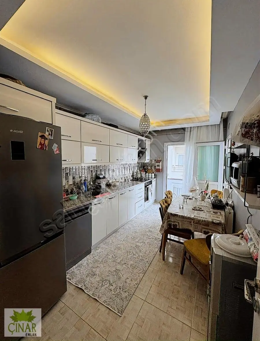 Çınar Emlak'tan Burhaniye Mh Satılık 3+1 Daire Güney Cephe