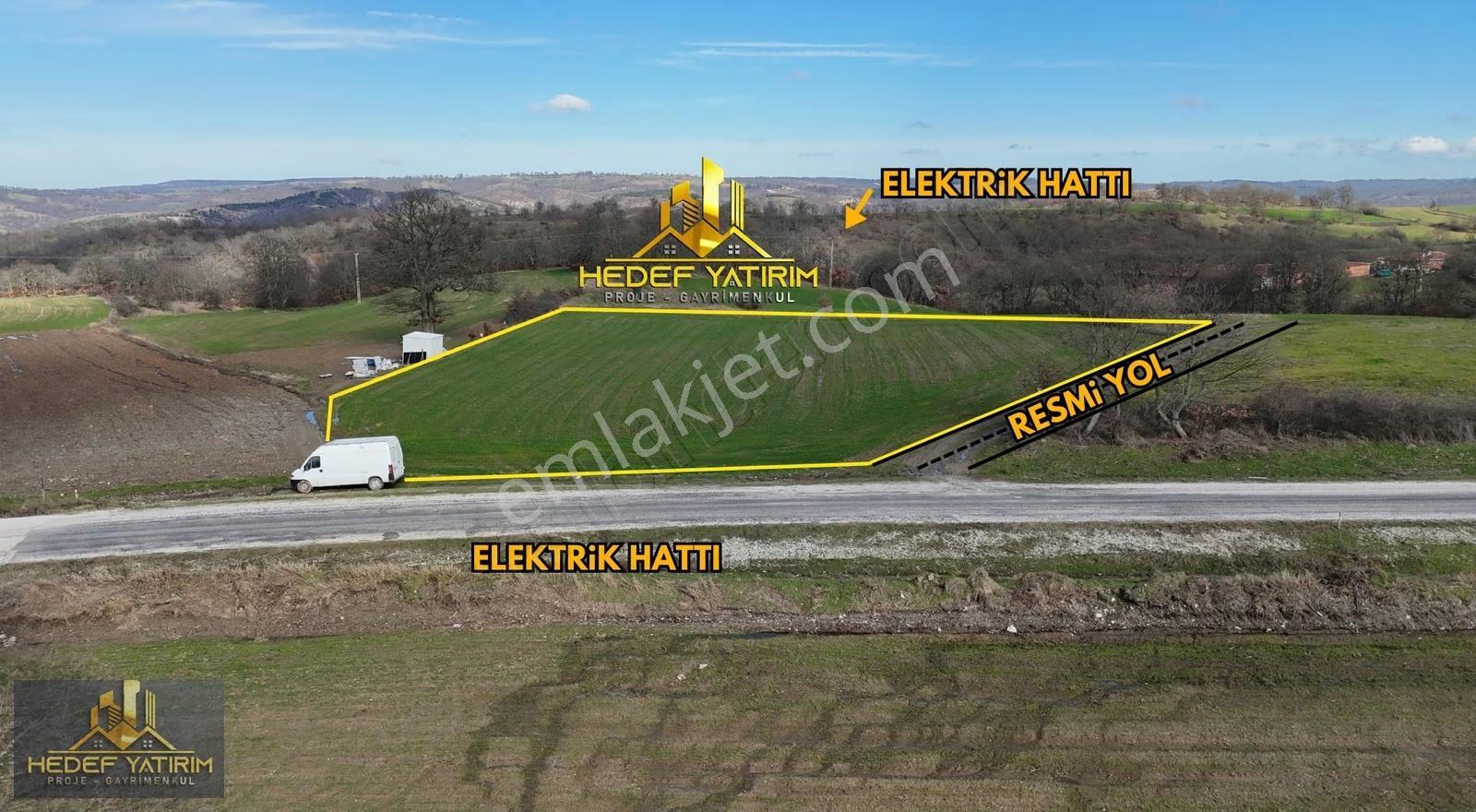 Asfalt Cepheli [4.170 M2] Tek Tapu Arazi Elektrik Var