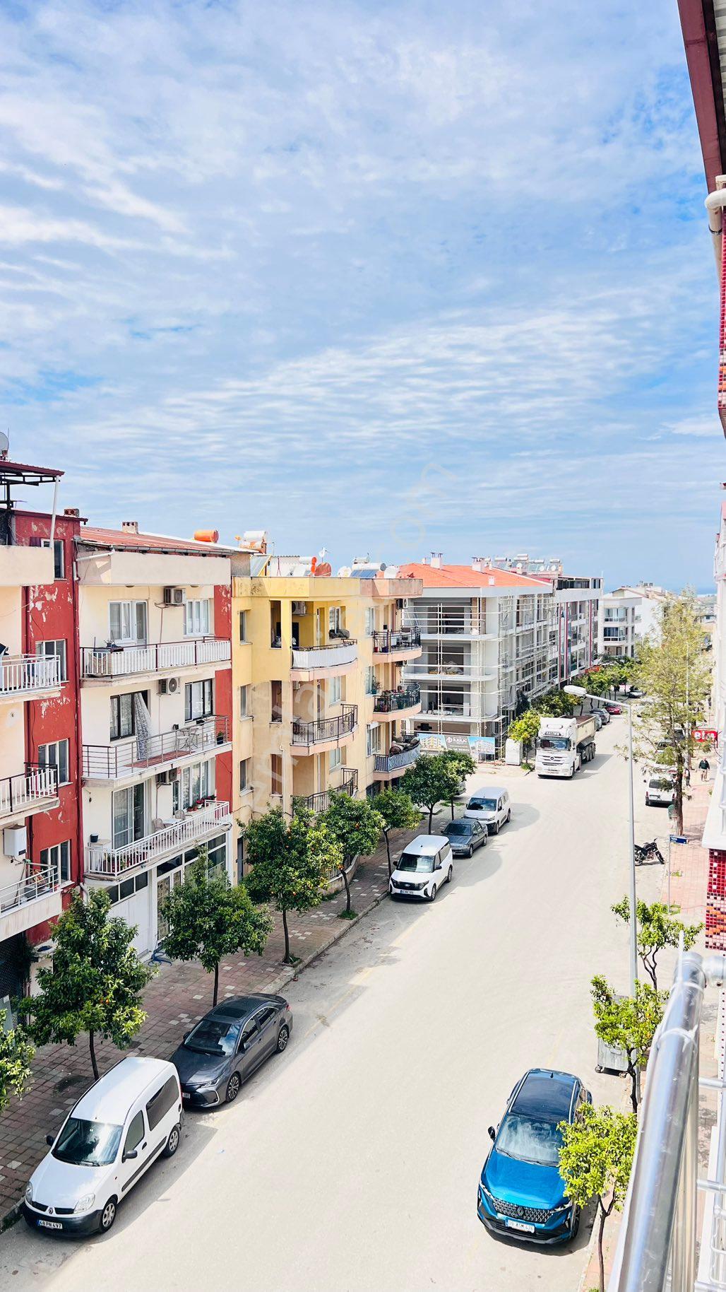 Davutlar Merkezde Satılık 3+1 Ayrı Mutfaklı & Full Manzaralı Daire - Görsel 4