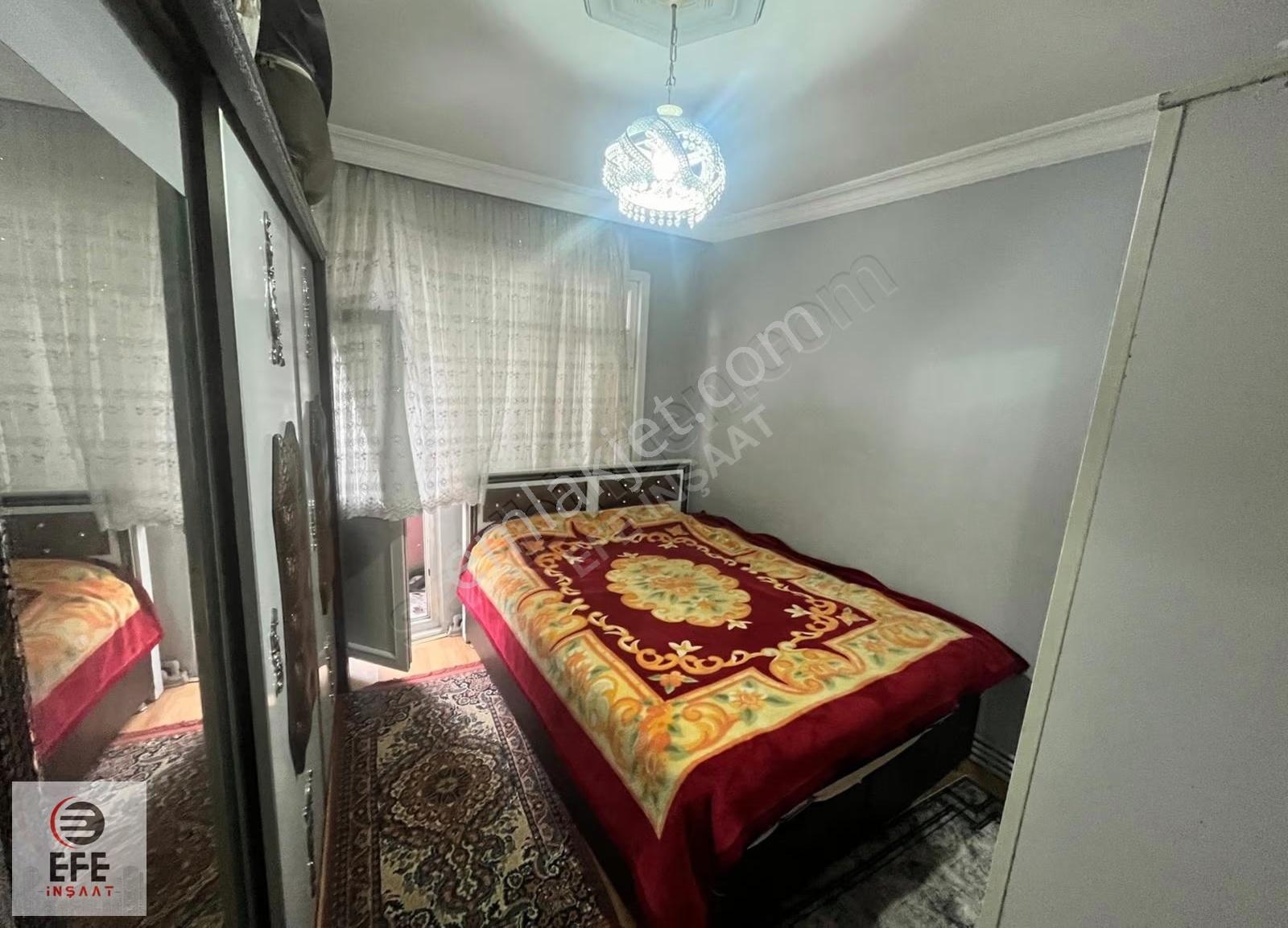 Cadde Üzeri Sağlam Binada 6+2 Kelepir Daire - Görsel 13