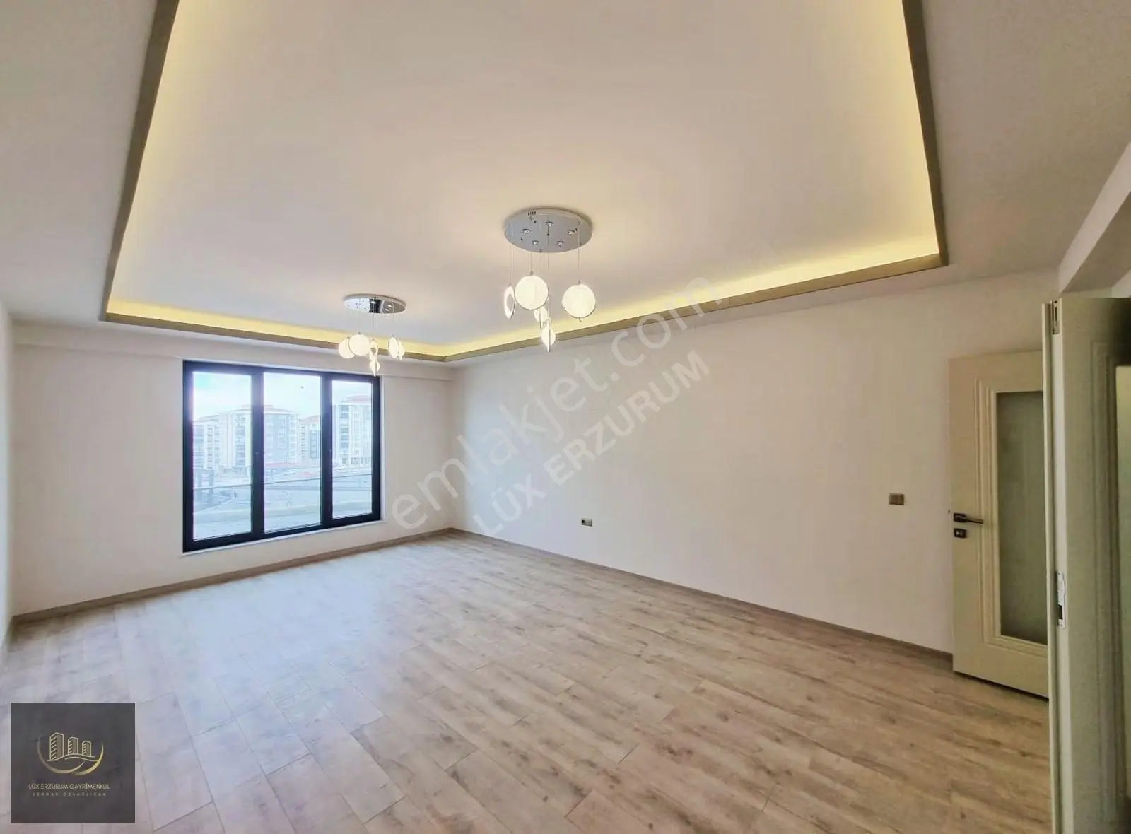 Lüx Erzurum'dan Yıldızkent Yeni Bulvarda Arakat 4+1 Lüks Daire