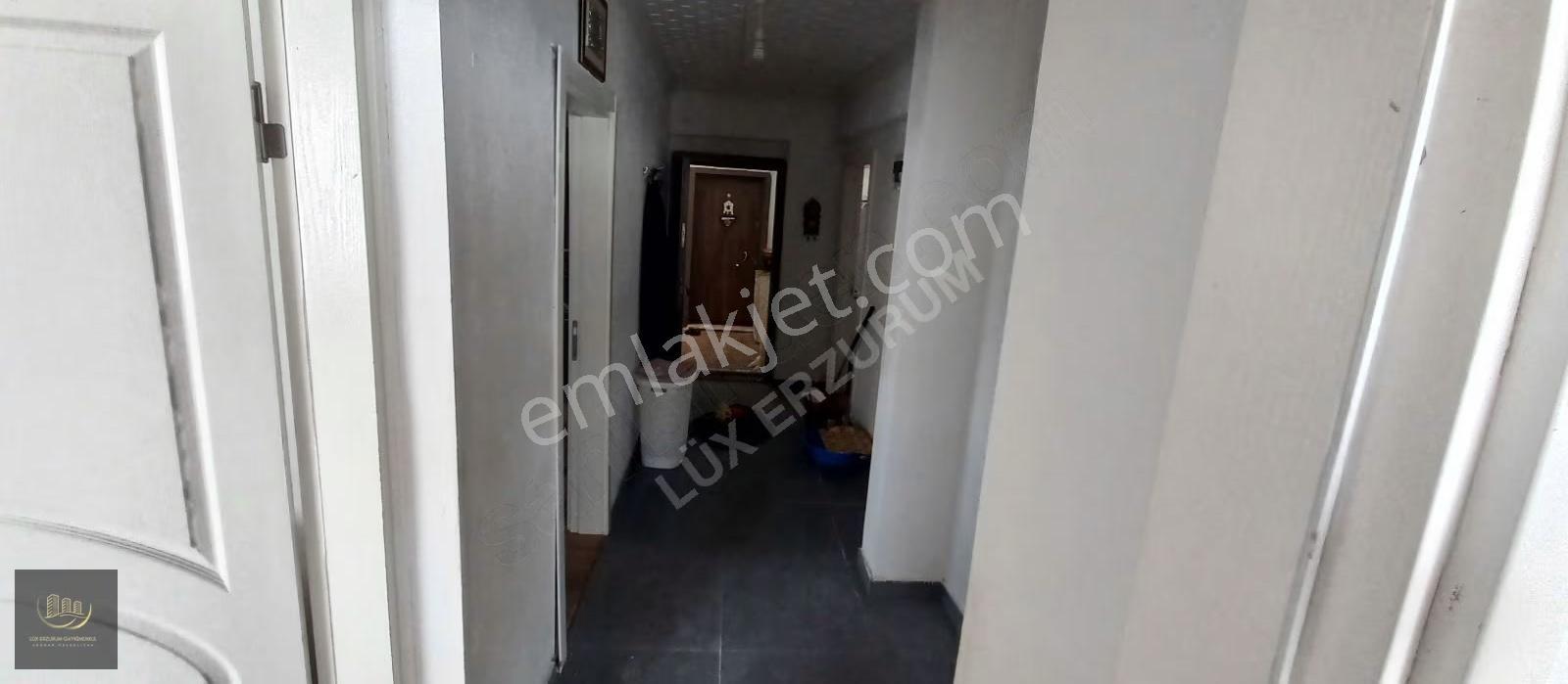 Lüx'ten Şükrüpaşa'da Satılık 2+1 Geniş Daire - Görsel 11