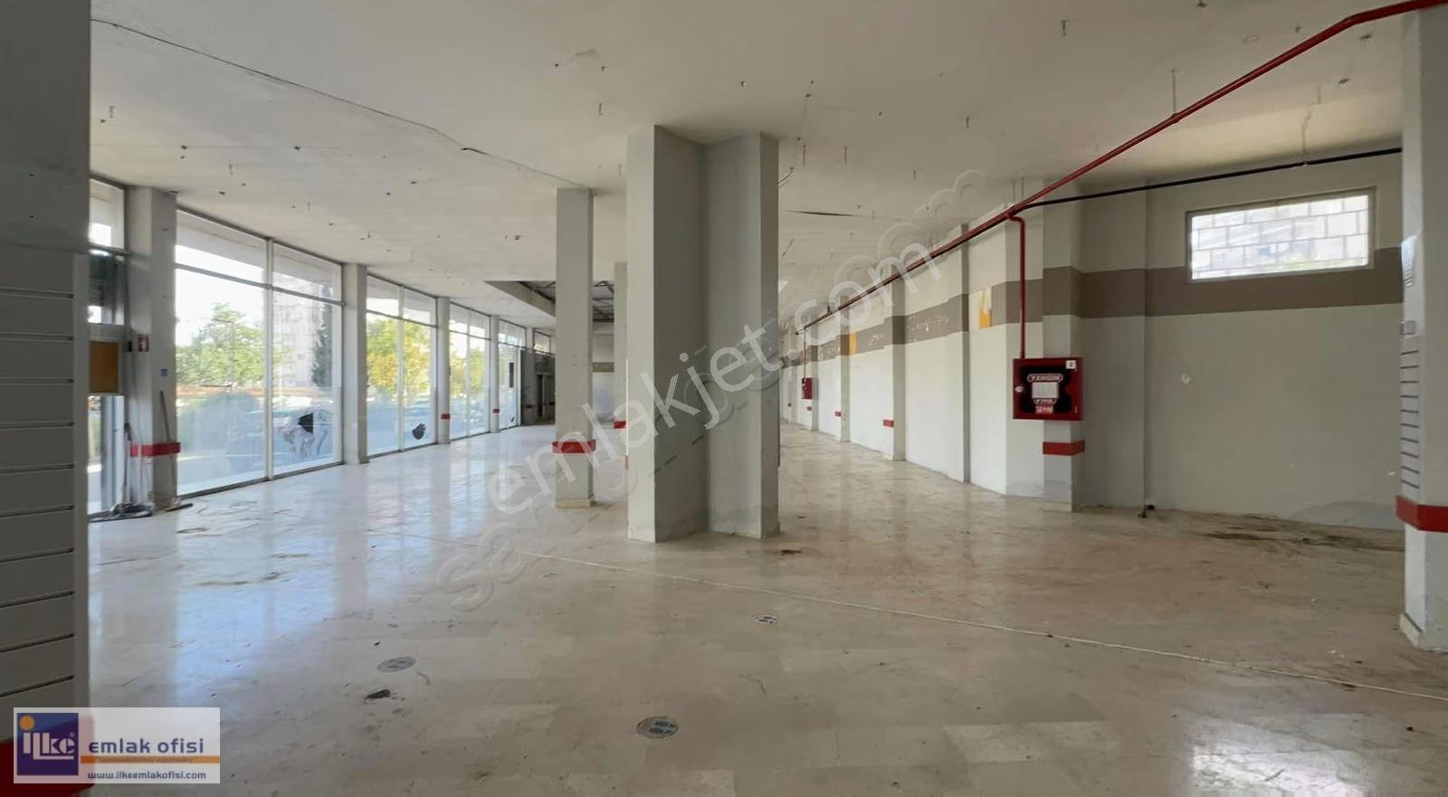 İlke'den Yenişehirde 18.cadde Cepheli 753 M2 Kiralık Dükkan - Görsel 16