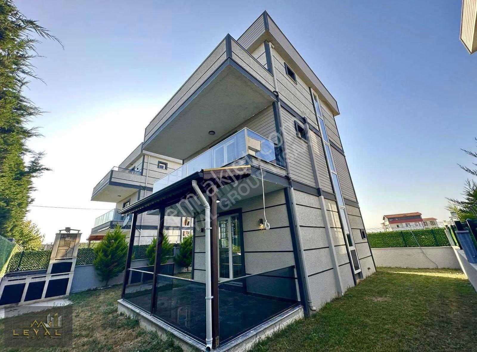 ꧁leyalgrup"dan Tam Müstakil Barbekülü Bahçeli Geniş Oturum Villa - Görsel 7