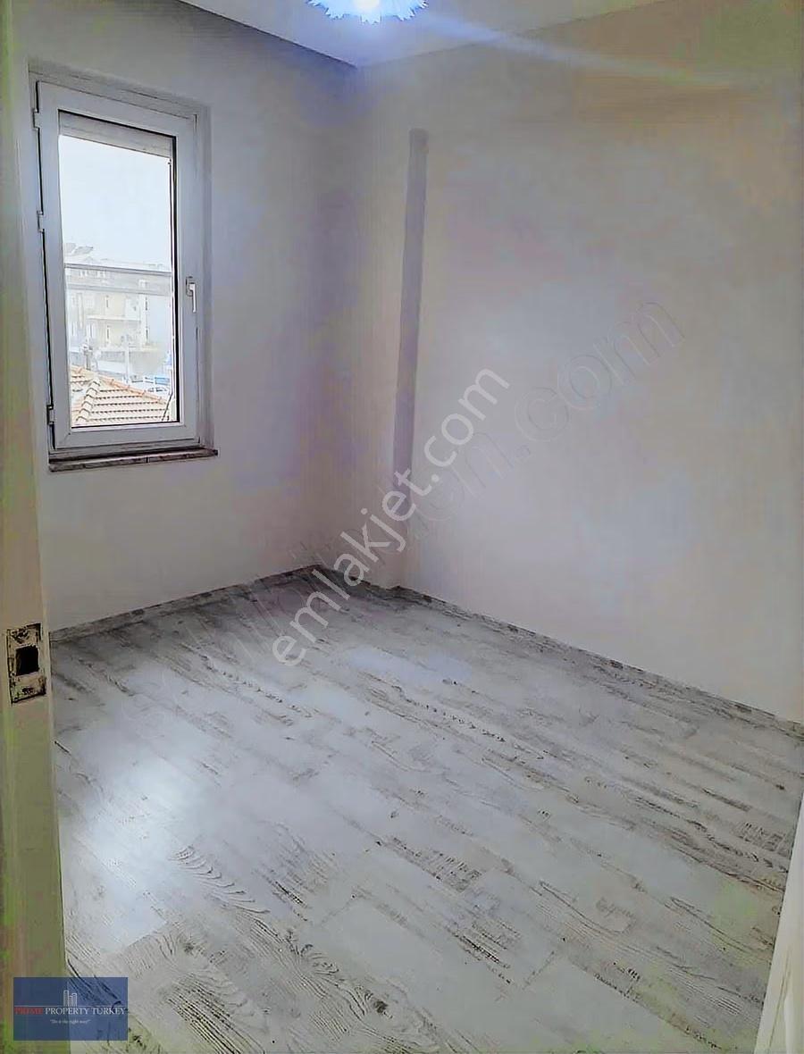 Tuzla Mah'de 4+1 Eşyasız Dublex Daire - Görsel 5