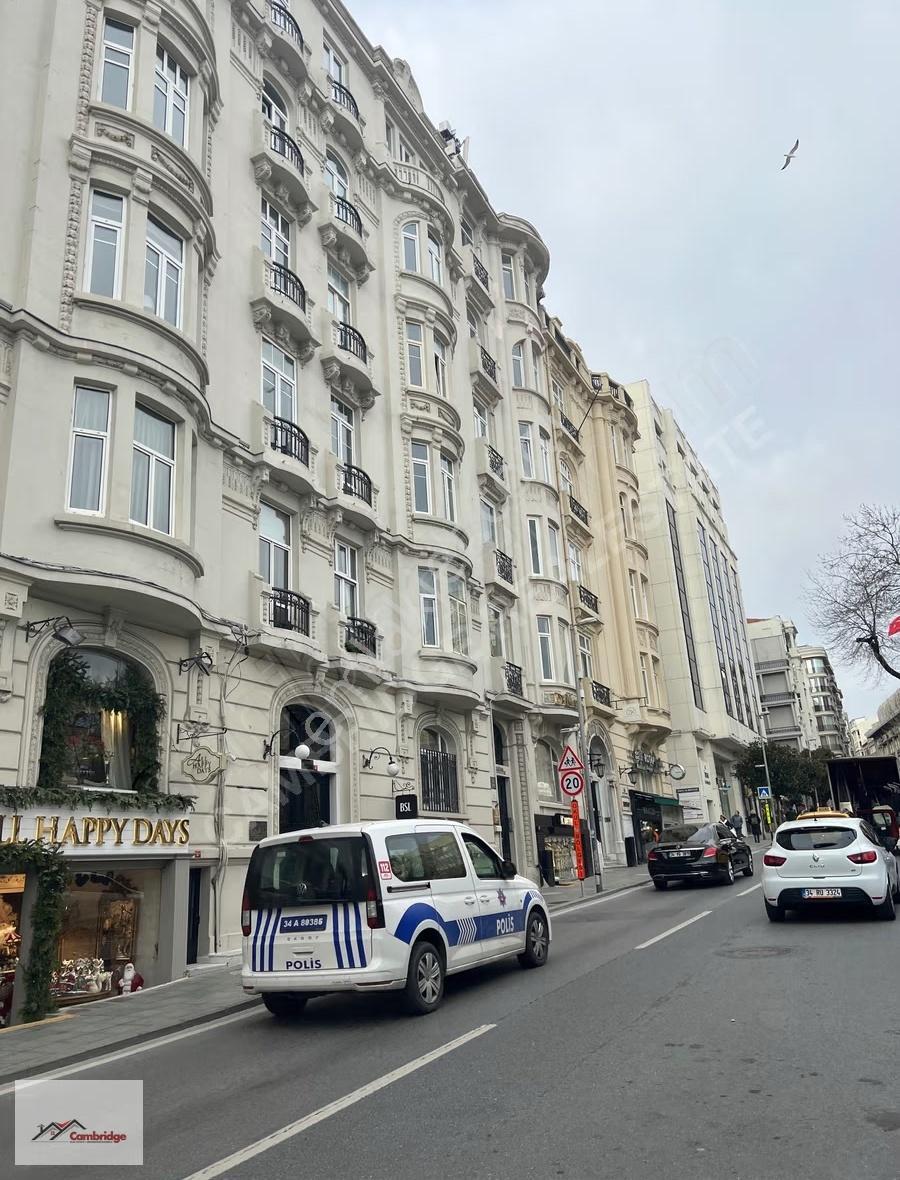 Teşvikiye Caddesi'nde Devren Kiralık 200m² Mağaza - Görsel 5