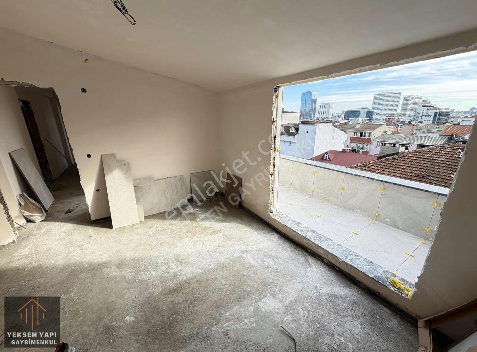 Halkalı'da 1+1 Yerden Isıtmalı Eşsiz Manzaralı Lüks Çatı Daire!! - Görsel 10