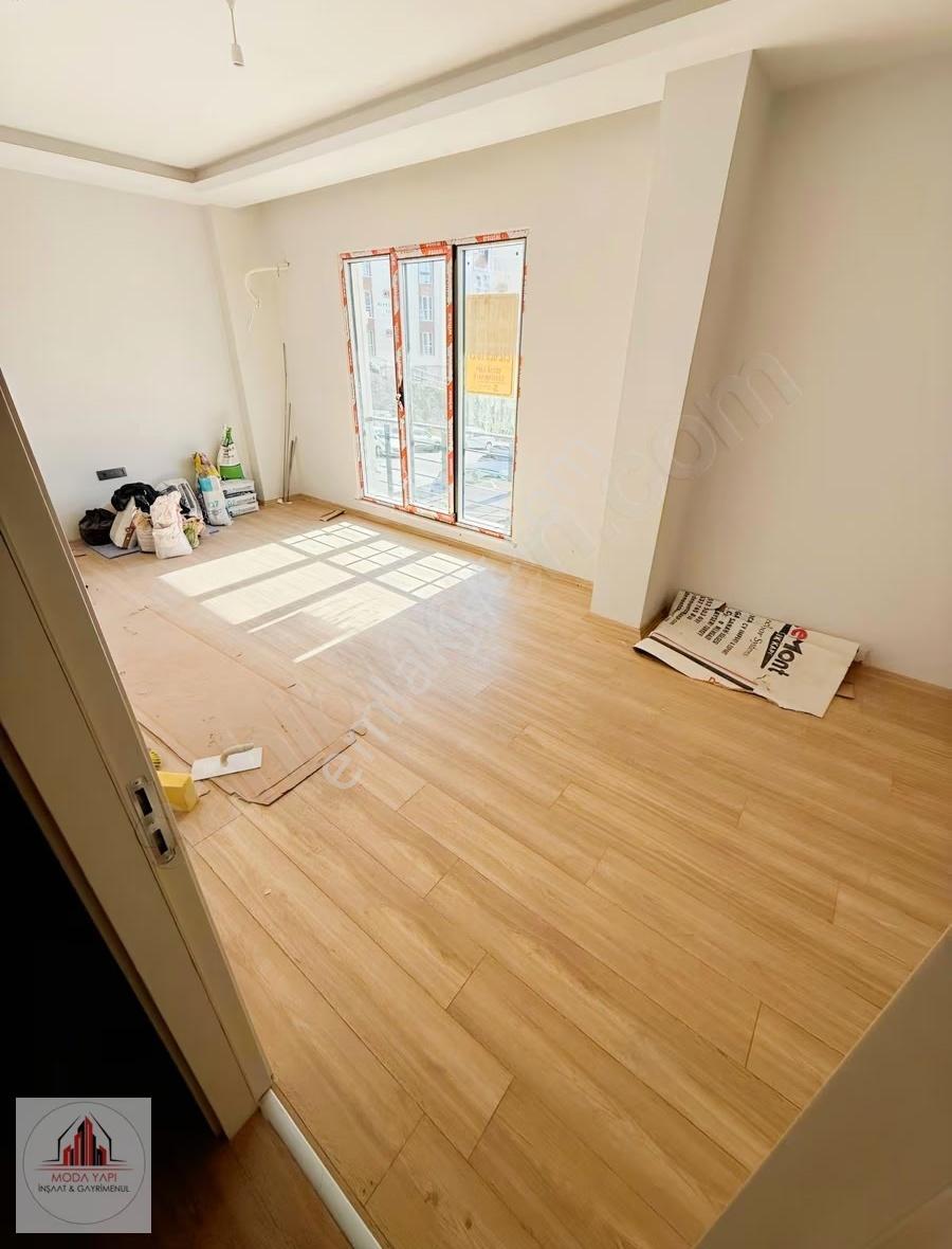 Sıfır Yapı Y.giriş Güney Cephe 2+1 Net 75 M2 Caddeye 2 Dk Daire. - Görsel 12