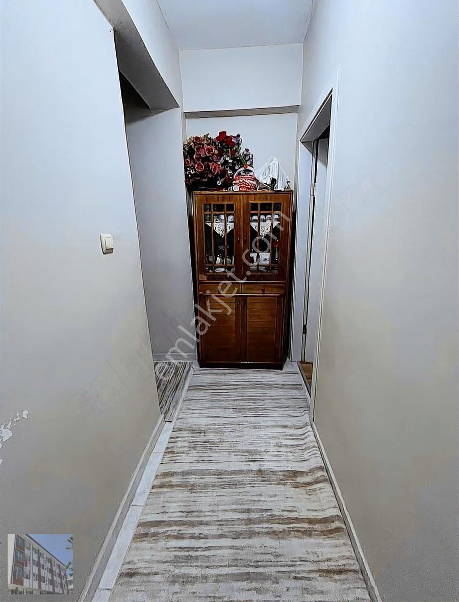 Kayaşehir Site İçerisinde Kullanışlı Fırsat Daire - Görsel 2
