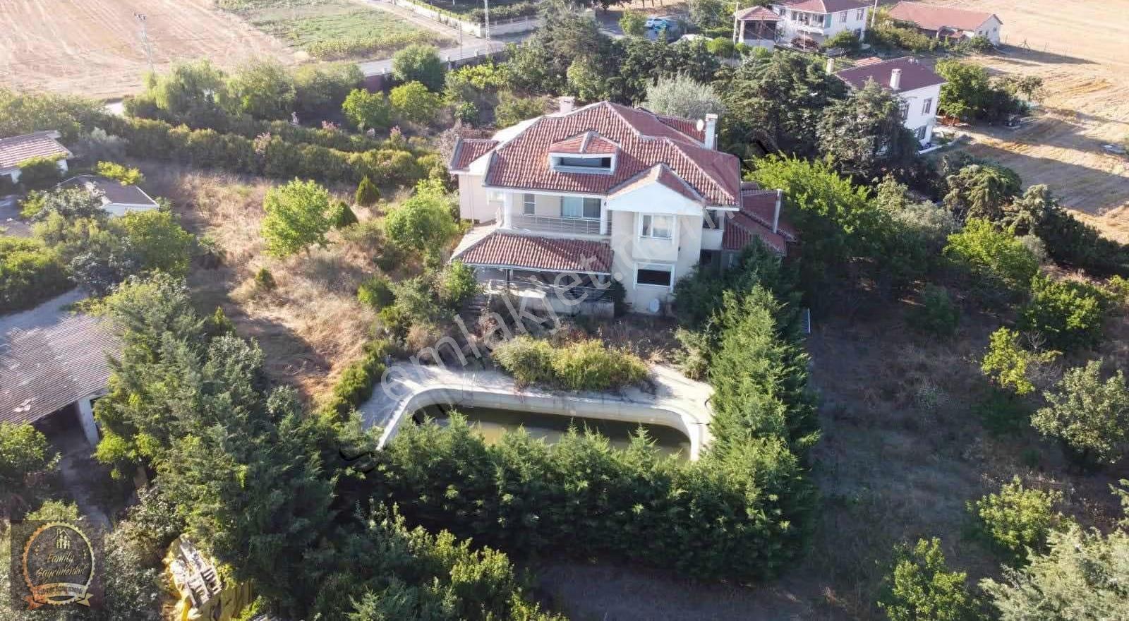 Silivri Alipaşada Ticari + Konut İmarlı, Havuzlu Villa - Görsel 5