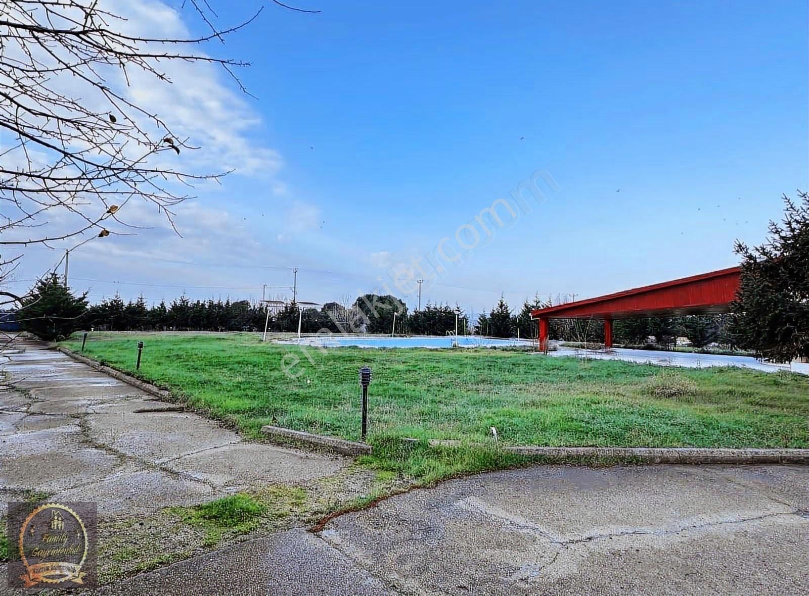 Silivri Fenerköyde Kiralık / Özel & Geniş Arsa - Görsel 13