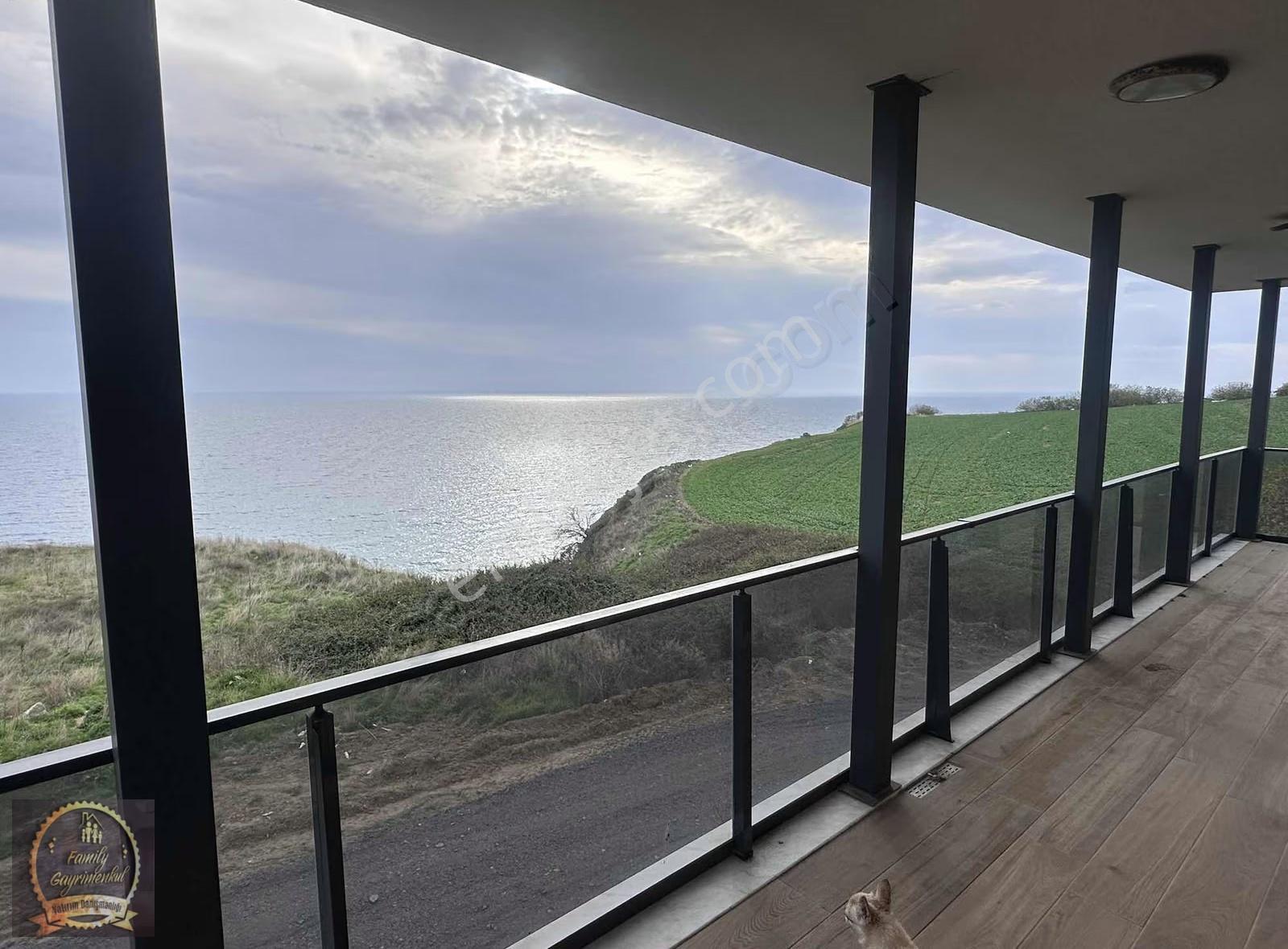 Silivride Deniz Manzaralı Özel Havuzlu Lüks Villa