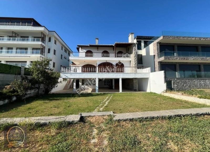 Büyükçekmece Celaliye'de Denize Sıfır Satılık Yalı 'kaçırmayın'' - Görsel 21