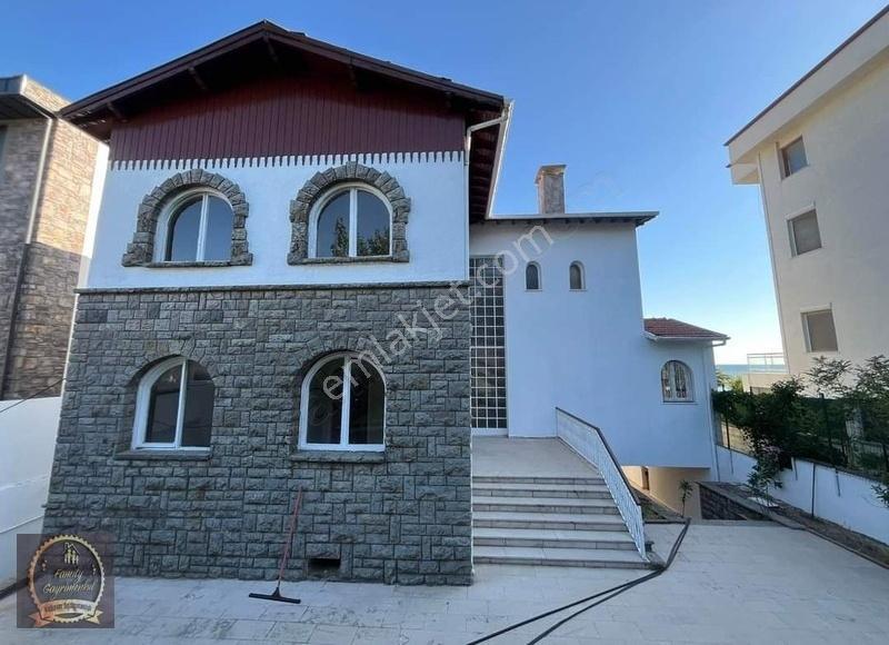 Büyükçekmece Celaliye'de Denize Sıfır Satılık Yalı 'kaçırmayın'' - Görsel 24
