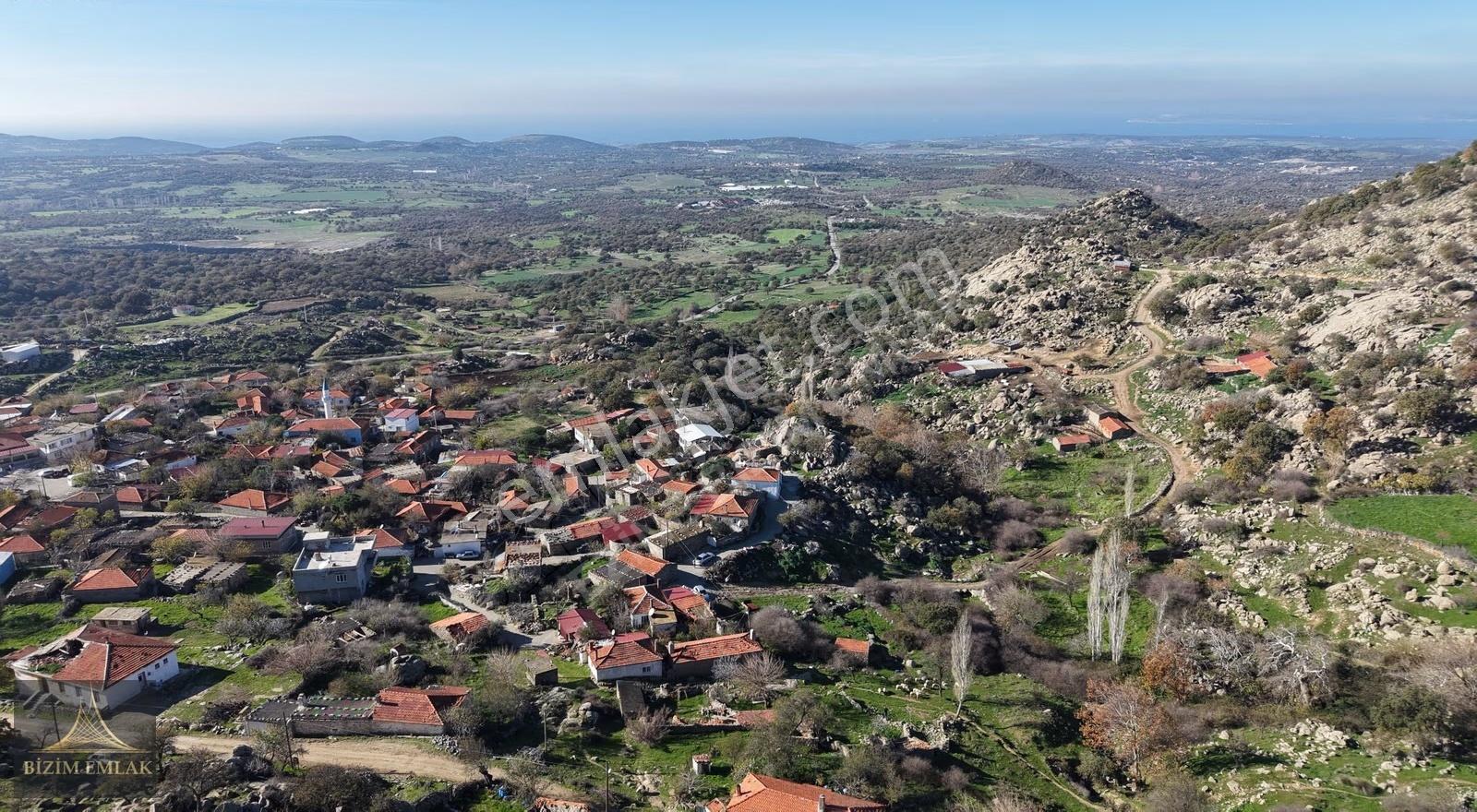 Ezine Kayacık Köyünde Deniz Manzaralı Yapı Kayıtlı İmarlı Arsa - Görsel 18