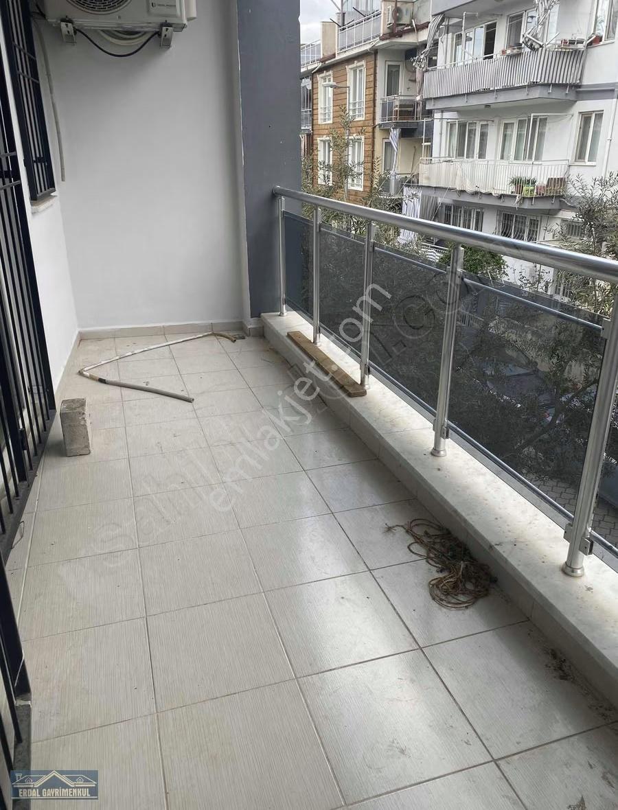 Klimalı Ara Kat Kiralık 2+1 Daire - Görsel 11