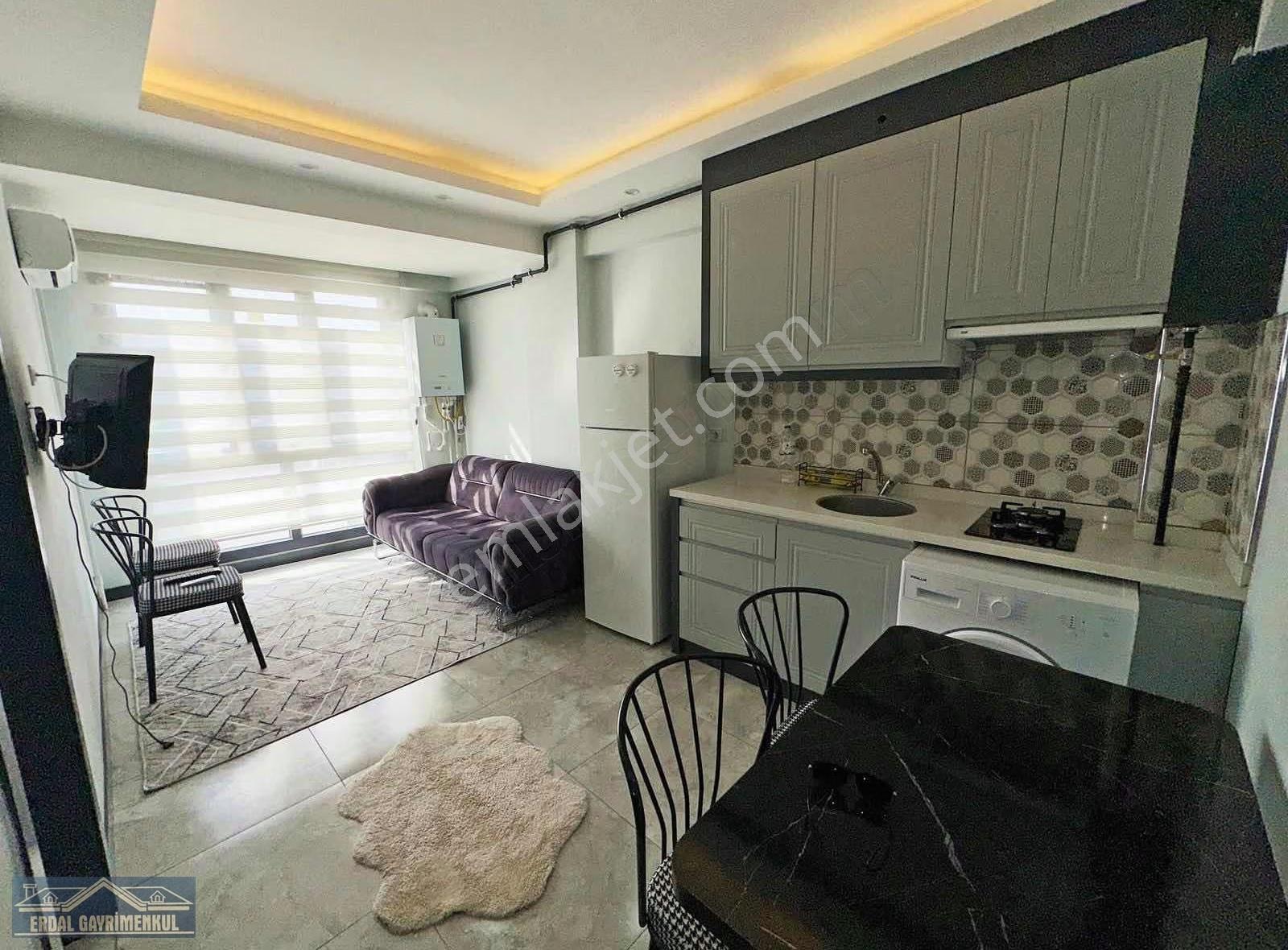 Sırakapılarda Merkezi Konumda Kiralık 1+1 Sıfır Eşyalı Apart - Görsel 4
