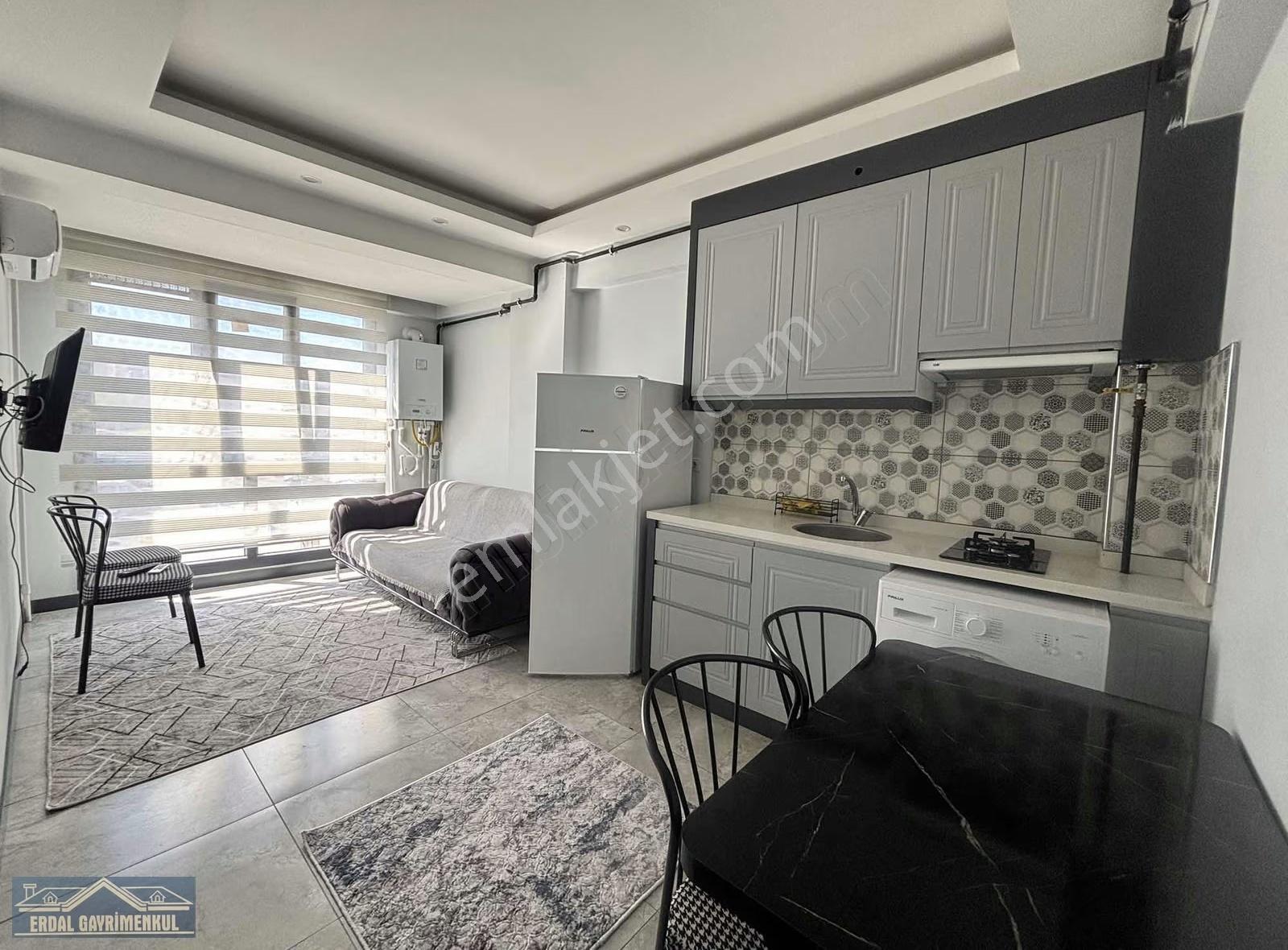 Sırakapılarda Merkezi Konumda Kiralık 1+1 Sıfır Eşyalı Apart - Görsel 22
