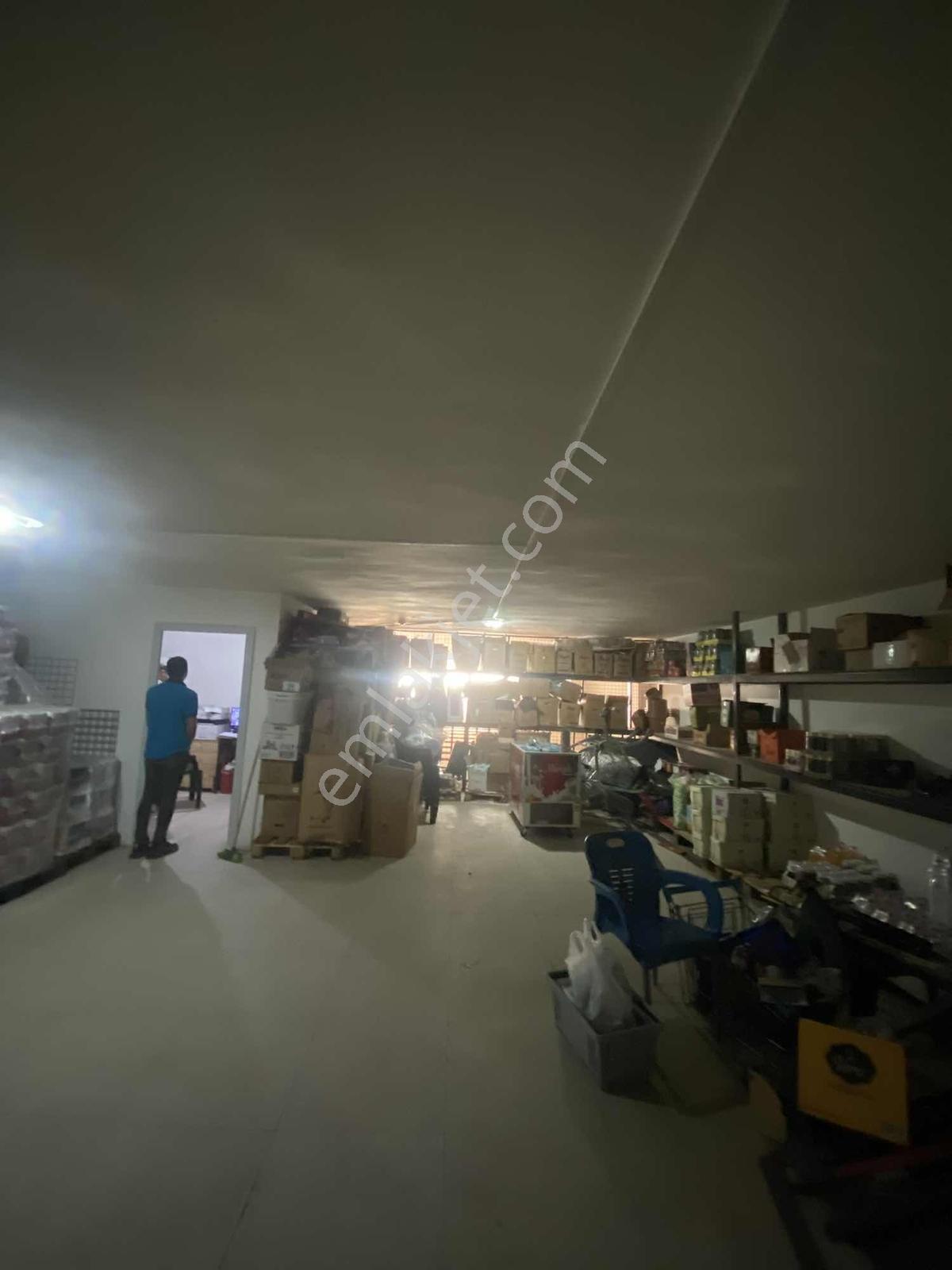 İşlek Caddede A101 Kiracılı Geniş Dükkan - Görsel 3