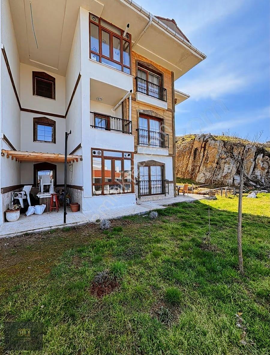 Rd'den Şile'de Full Deniz Manzaralı 2+1 Bahçe Katı Fırsatı - Görsel 23