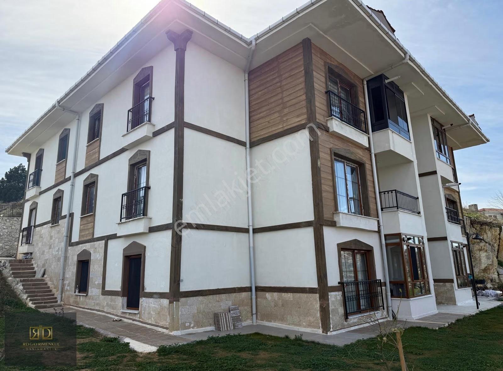 Rd'den Şile'de Full Deniz Manzaralı 2+1 Bahçe Katı Fırsatı - Görsel 21