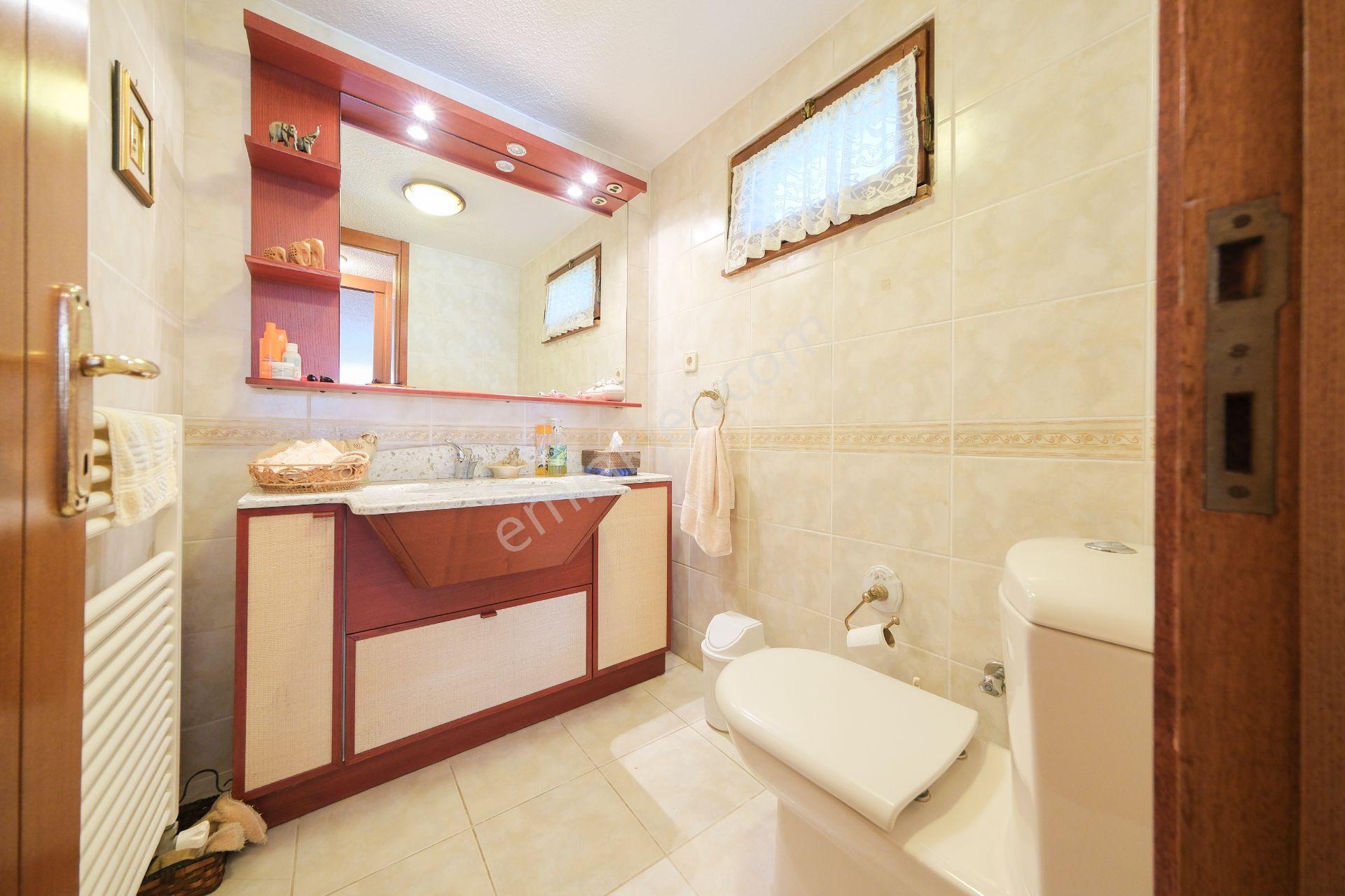 Tuzla Mercan , Kaliteli Yapım, 6+2 Satılık Havuzlu 3 Katlı Villa - Görsel 8