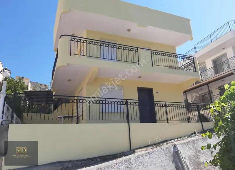 Seferihisar'da Deniz Ve Orman Manzaralı Satılık Villa - Görsel 21