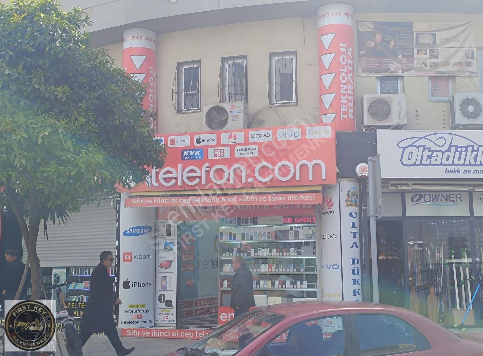 Kemeraltı'nda, 16 M², İşlek Yolda Satılık Dükkan - Görsel 4