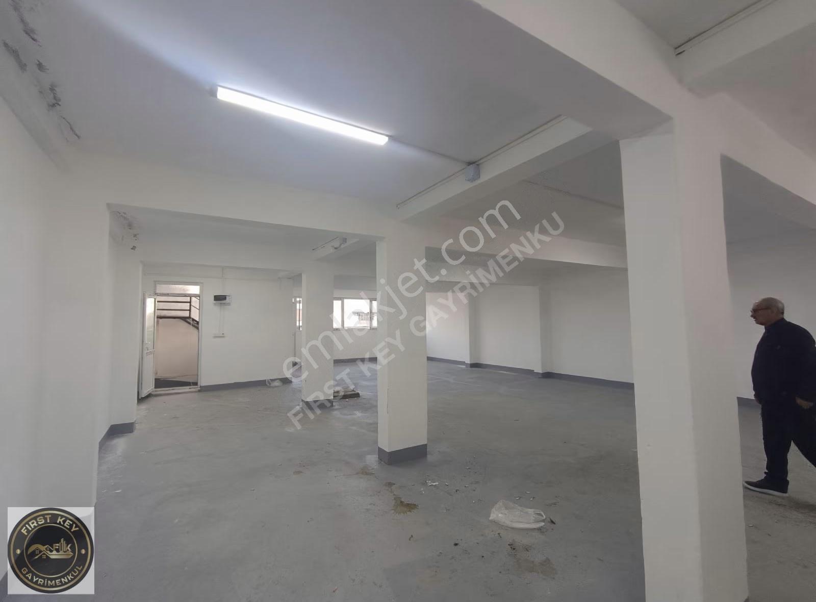 1.sanayi Sitesinde, Harika Konumlu, Asansörlü, Bakımlı 1000 M2 - Görsel 3