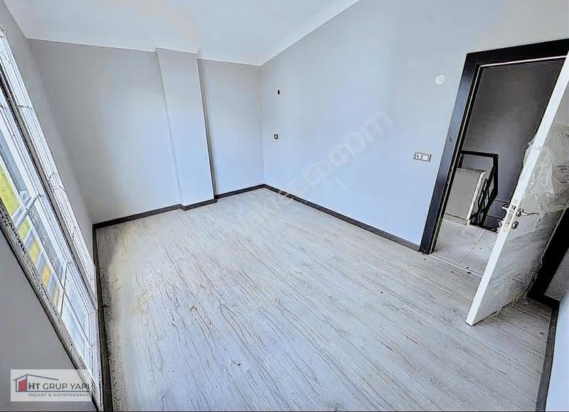 ▃▅▇ht Grup▇▅▃denize 100 Mt Mesafede Geniş Bahçeli Villa - Görsel 9