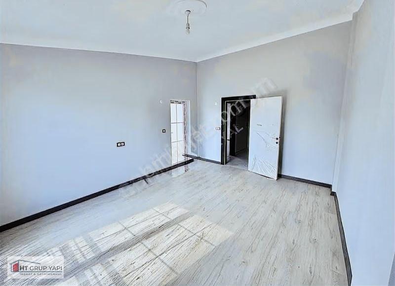 ▃▅▇ht Grup▇▅▃denize 100 Mt Mesafede Geniş Bahçeli Villa - Görsel 15