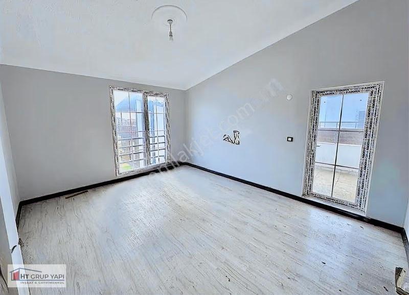 ▃▅▇ht Grup▇▅▃denize 100 Mt Mesafede Geniş Bahçeli Villa - Görsel 33