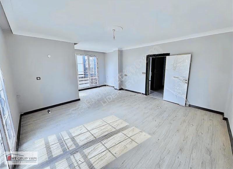 ▃▅▇ht Grup▇▅▃denize 100 Mt Mesafede Geniş Bahçeli Villa - Görsel 12
