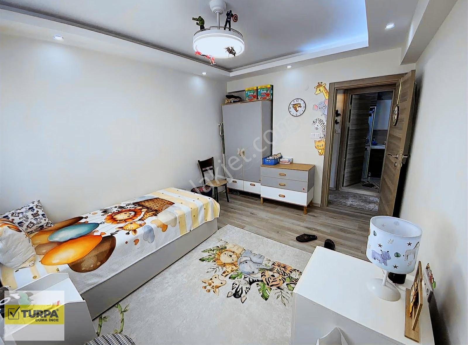 Cuma İnce'den Beyazevler'de 4+1 Tribleks Villa - Görsel 35