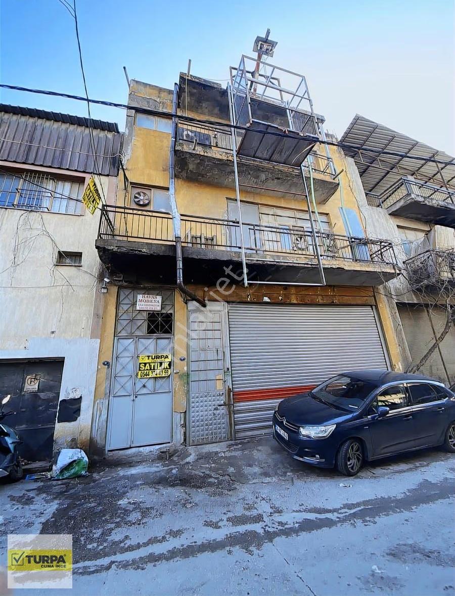 Karabağlar Mobilyacılar Sit.4 Katlı Dükkan İmalathane