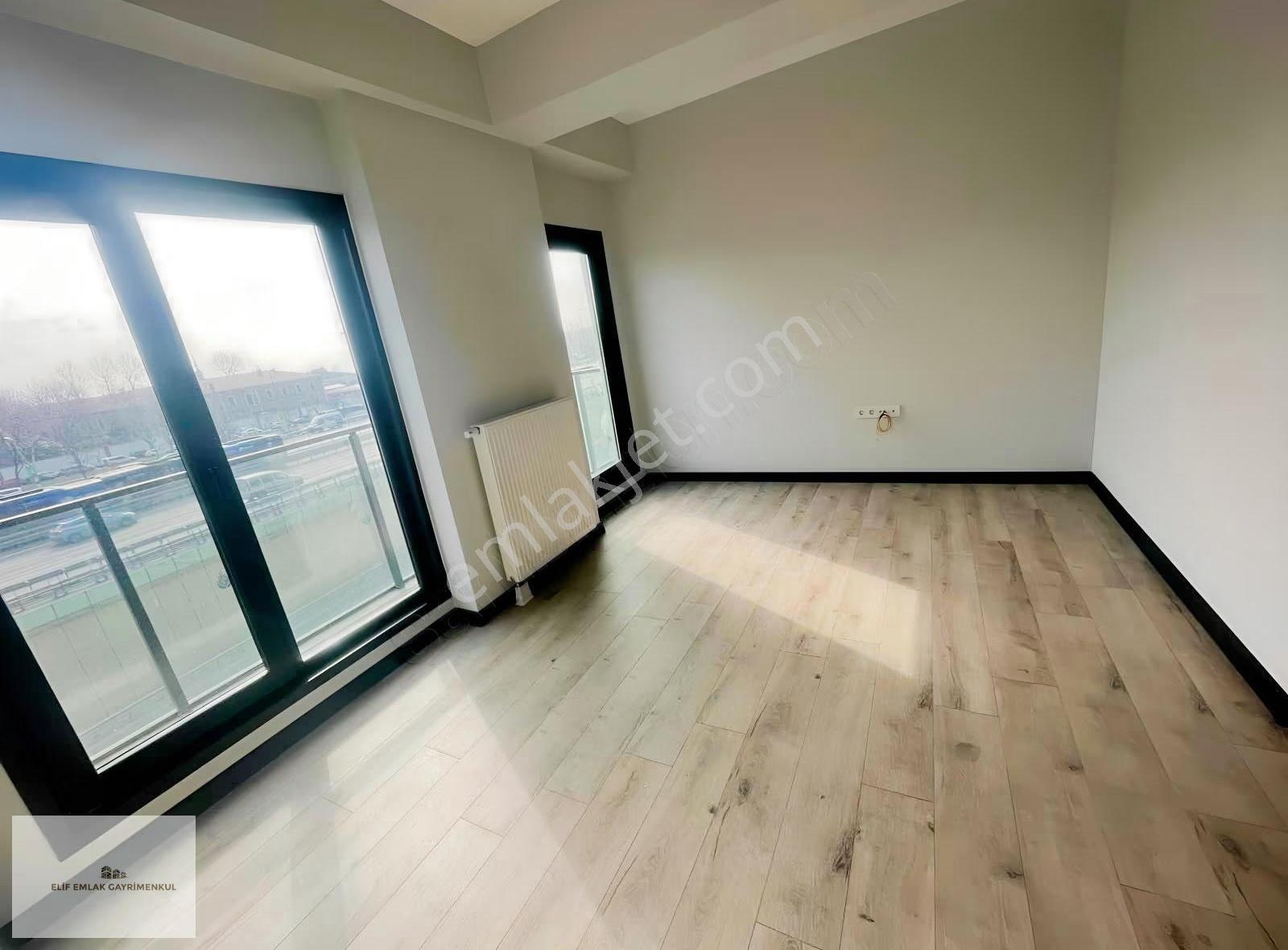 Elif Emlaktan Kiralık Mari E5 Kenarı 2+1 Lüks Residance - Görsel 13