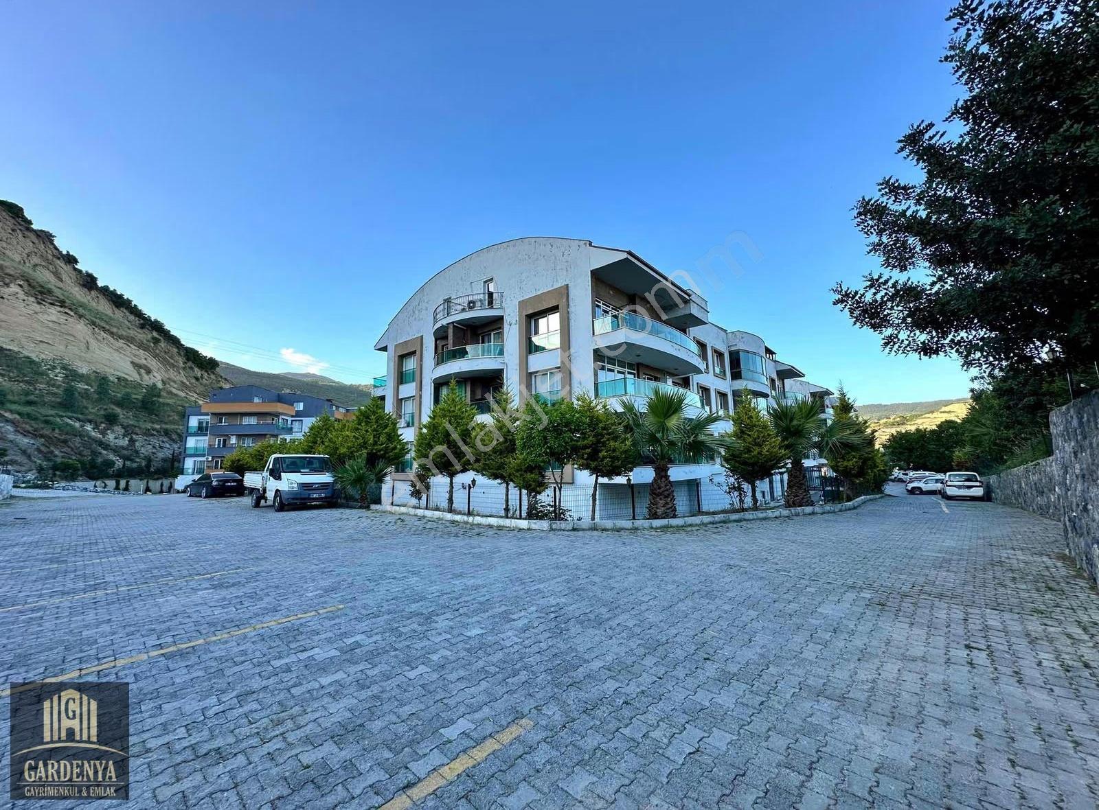 Havuzlu Sitede Satılık Dubleks Daire - Görsel 17