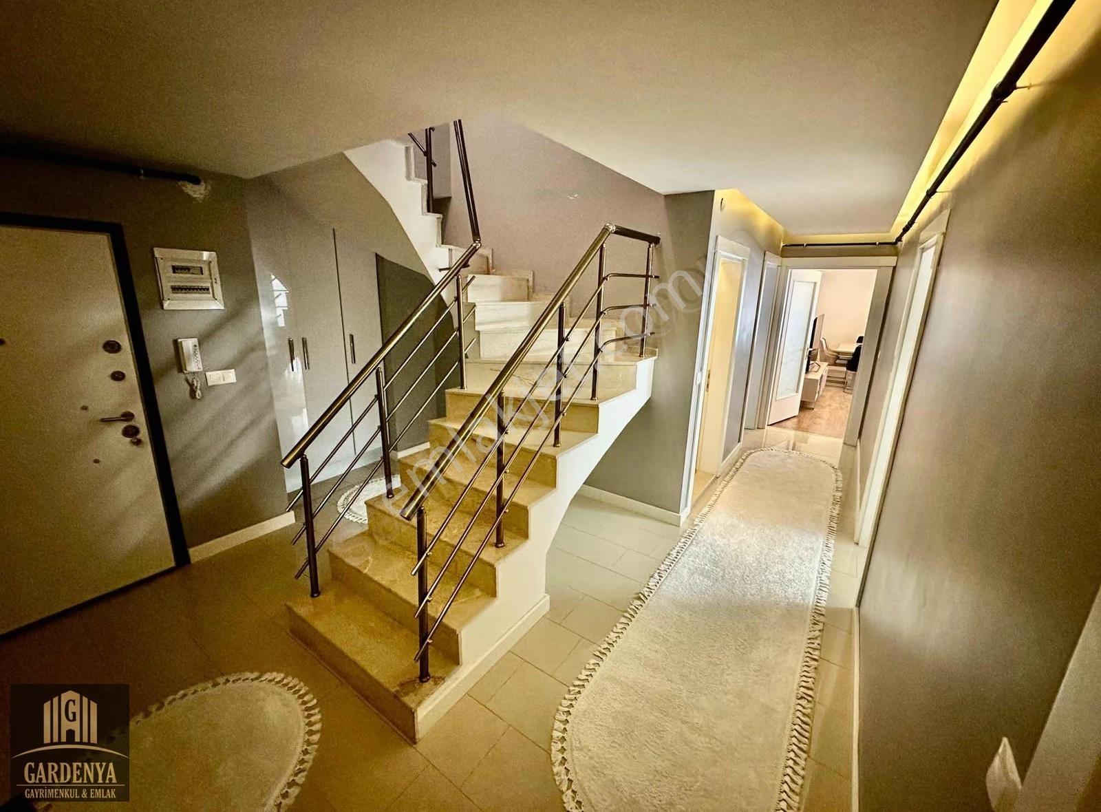 Havuzlu Sitede Satılık Dubleks Daire - Görsel 27