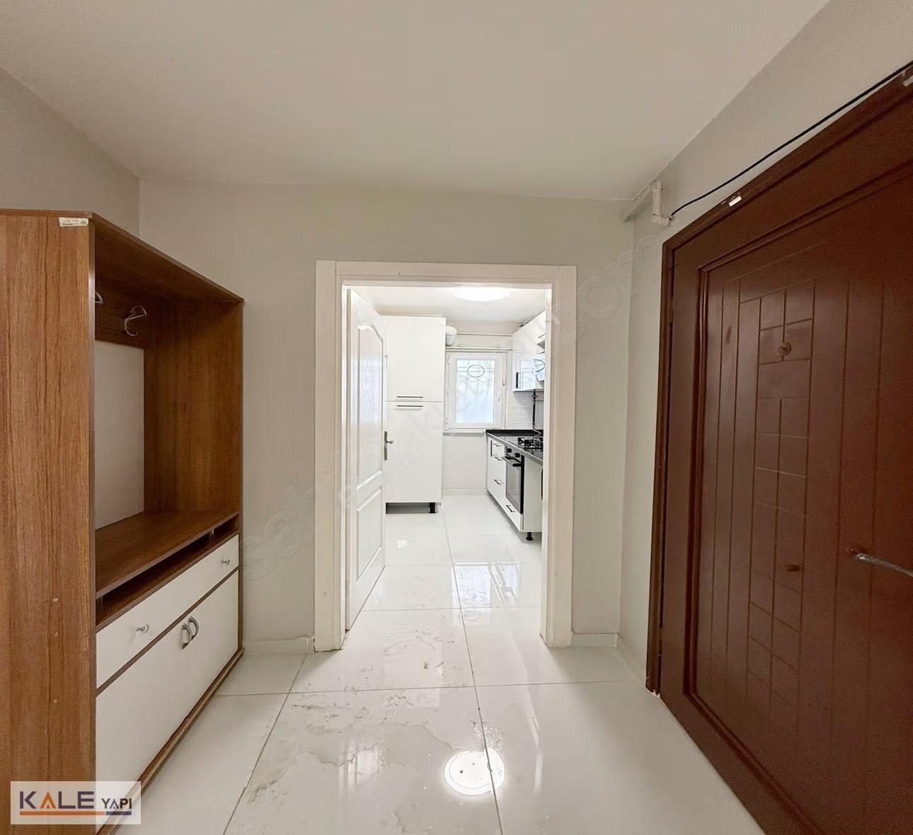 Bahçeşehir Konumunda 3+1 İskanlı Satılık Daire - Görsel 30